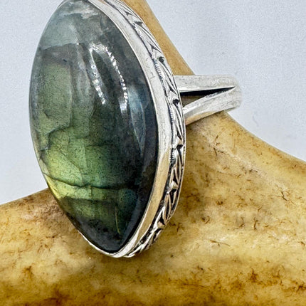 Vintage Chunky Rainbow Labradorite Cocktail Ring - Statement Band