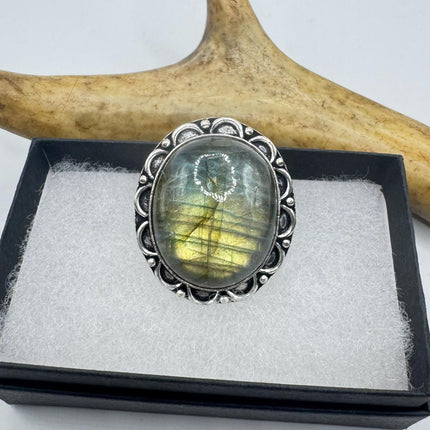 Vintage Chunky Rainbow Labradorite Cocktail Ring - Statement Band