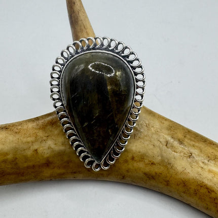 Vintage Chunky Rainbow Labradorite Cocktail Ring - Statement Band