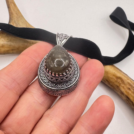 Vintage Silver Bronze Rainbow Labradorite Black Velvet Choker Pendant Necklace