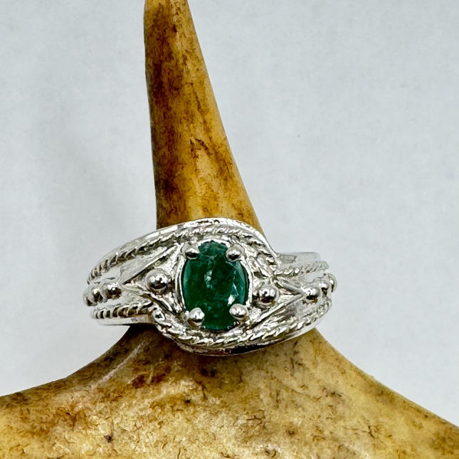 Vintage Emerald Silver Ring