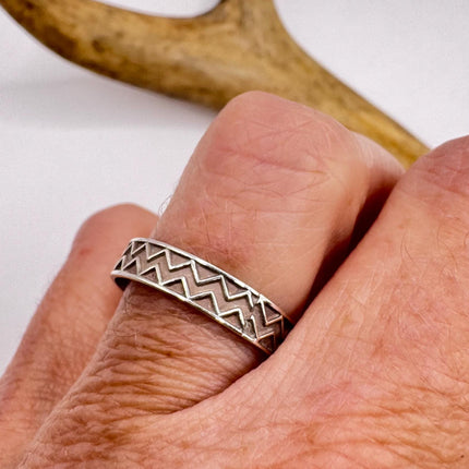 Vintage Silver Boho Cocktail Ring 925 Sterling Antique Wedding Engagement Band | Elijah collection