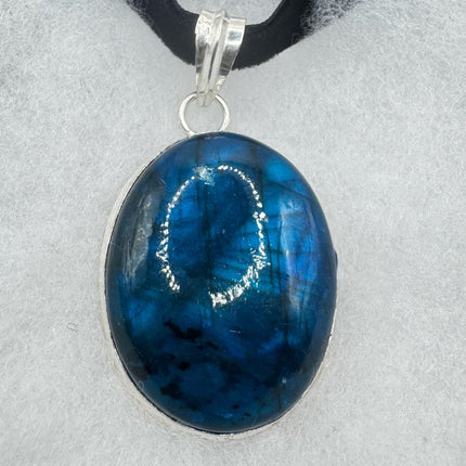 Vintage Pendant Choker Necklace | Blue Labradorite Crystal Silver Bronze Pendant | Velvet Choker Statement Necklace