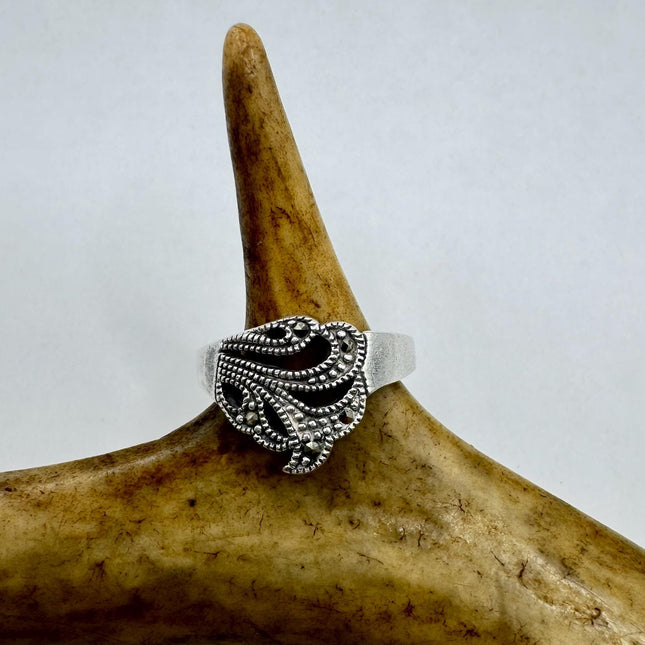Vintage Marcasite Flower Ring - 925 Sterling Silver Cocktail Ring - Minimalist Everyday Jewelry