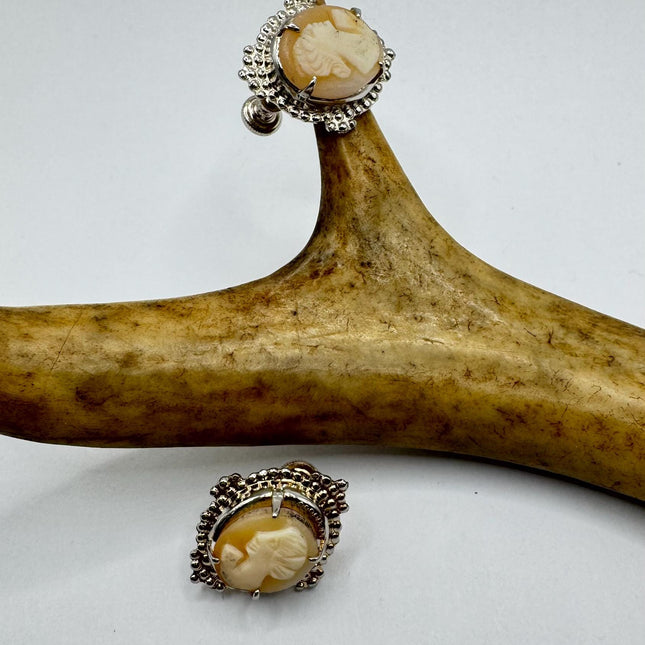 Vintage Cameo White Gold Clip-On Earrings 12k GF Tiny Heart Love Delicate Gold Clip On Earrings