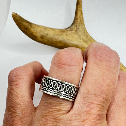 Vintage Silver Boho Cocktail Ring 925 Sterling Antique Wedding Engagement Band | Elijah collection