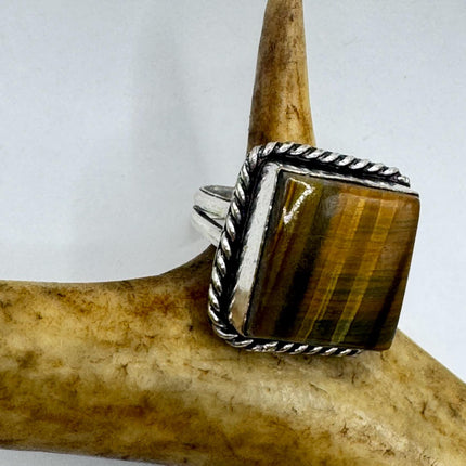 Vintage Chunky Tigers Eye Cocktail Ring - Statement Band