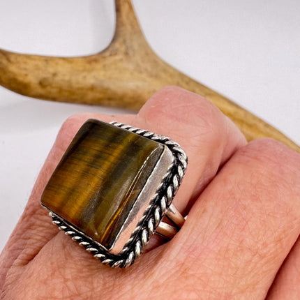 Vintage Chunky Tigers Eye Cocktail Ring - Statement Band