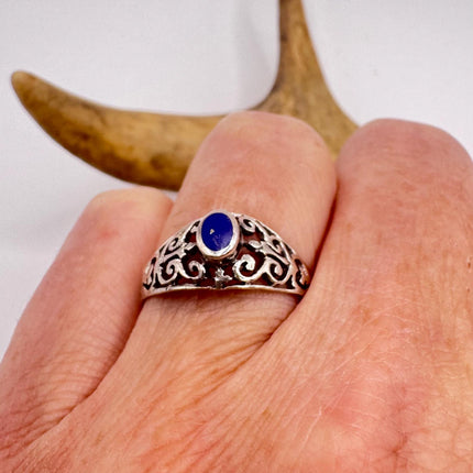 Vintage Blue Lapis Lazuli Crystal Cocktail Ring 925 Sterling Silver, Antique Style Design | Elijah Collection