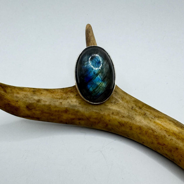 Vintage Chunky Rainbow Labradorite Cocktail Ring - Statement Band