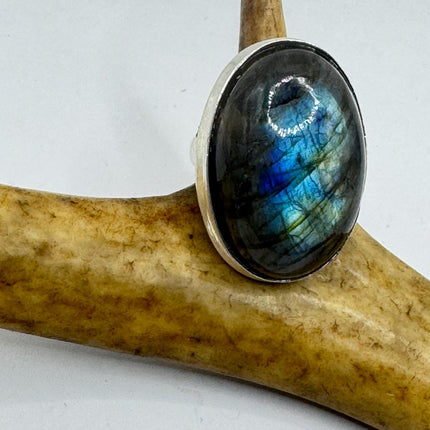 Vintage Chunky Rainbow Labradorite Cocktail Ring - Statement Band