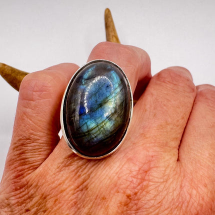 Vintage Chunky Rainbow Labradorite Cocktail Ring - Statement Band