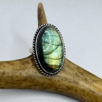 Vintage Chunky Rainbow Labradorite Cocktail Ring - Statement Band