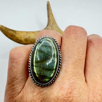 Vintage Chunky Rainbow Labradorite Cocktail Ring - Statement Band
