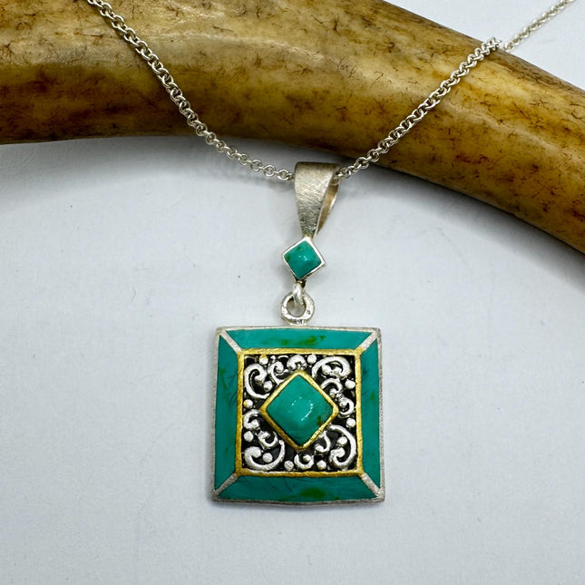 Vintage Turquoise Silver Gemstone Pendant | 925 Sterling Silver Necklace