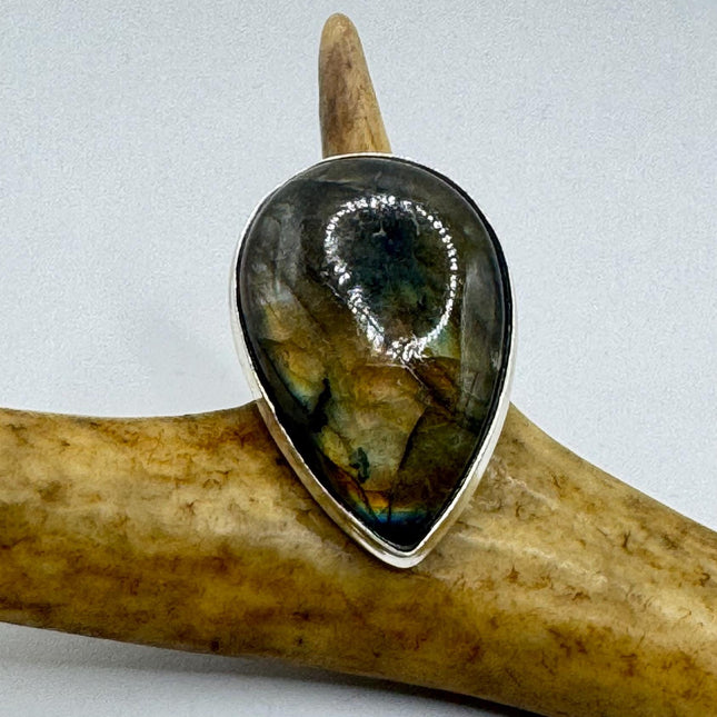 Vintage Chunky Rainbow Labradorite Cocktail Ring - Statement Band