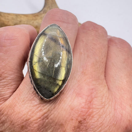 Vintage Chunky Rainbow Labradorite Cocktail Ring - Statement Band