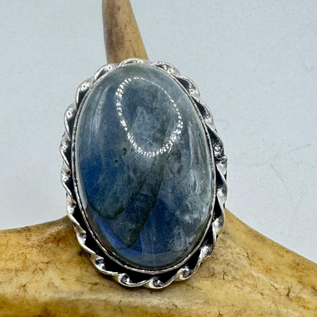 Vintage Chunky Rainbow Labradorite Cocktail Ring - Statement Band