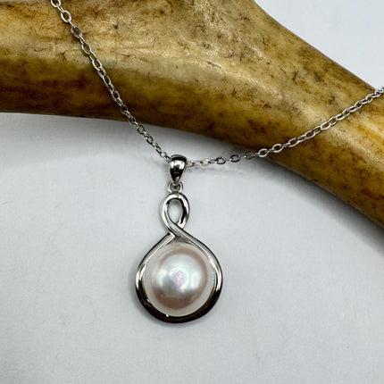 Vintage Pearl Winged Necklace - Dainty 925 Sterling Silver Chain, Delicate Design