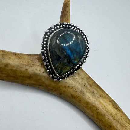 Vintage Chunky Rainbow Labradorite Cocktail Ring - Statement Band