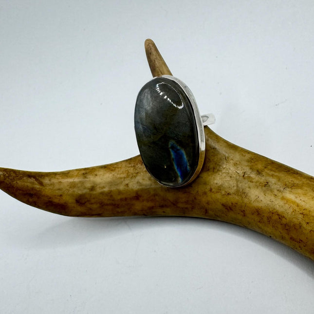 Vintage Chunky Rainbow Labradorite Cocktail Ring - Statement Band