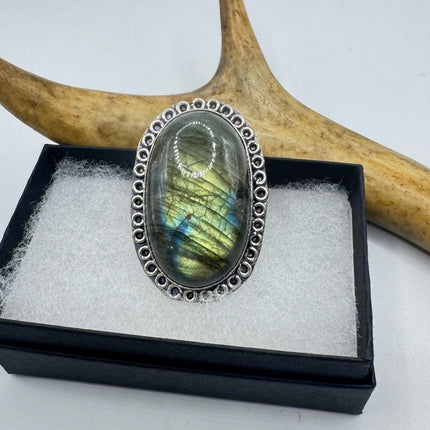 Vintage Chunky Rainbow Labradorite Cocktail Ring - Statement Band