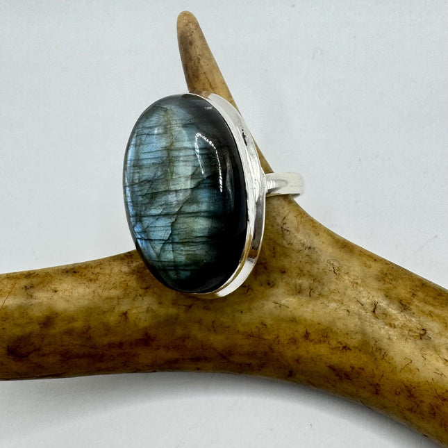 Vintage Chunky Rainbow Labradorite Cocktail Ring - Statement Band