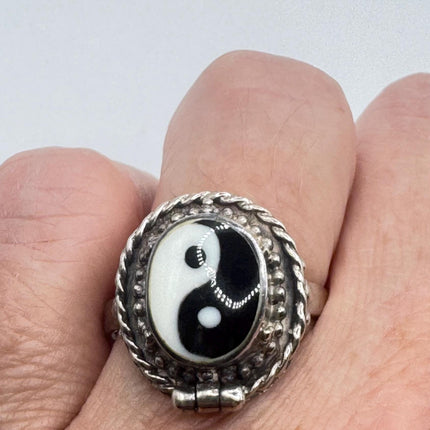 Vintage Ying Yang Silver Boho Cocktail Ring 925 Sterling Antique Wedding Engagement Band | Elijah collection