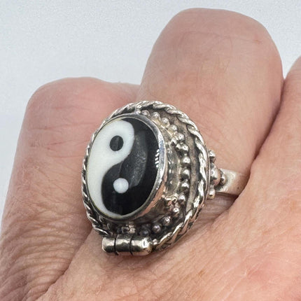 Vintage Ying Yang Silver Boho Cocktail Ring 925 Sterling Antique Wedding Engagement Band | Elijah collection