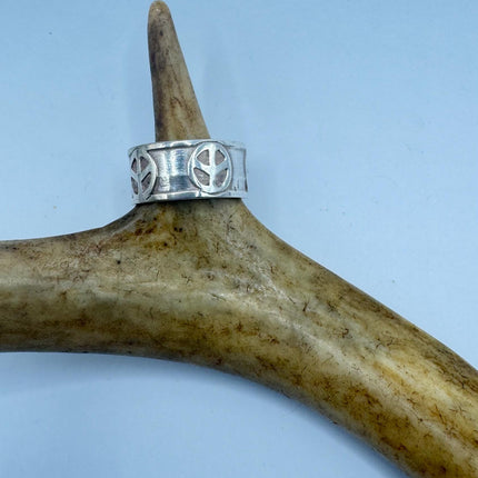 Vintage Peace Sign Silver Boho Cocktail Ring 925 Sterling Antique Wedding Engagement Band | Elijah collection