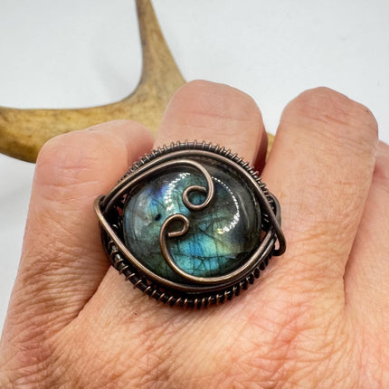 Vintage Chunky Rainbow Labradorite Copper Cocktail Ring - Statement Band