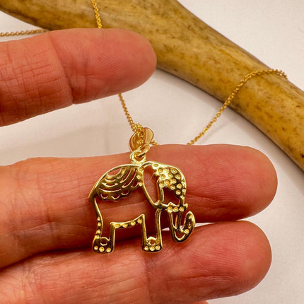 Vintage Gold Elephant Pendant Necklace | 9k Gold Filled Star Statement Charm Necklace