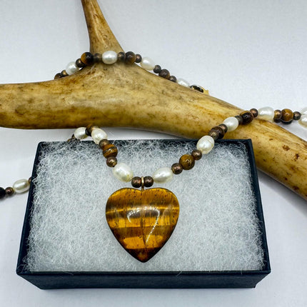 Vintage Beaded Charm Necklace | Tigers Eye Gemstone Heart Dainty Necklace | Minimalist beads