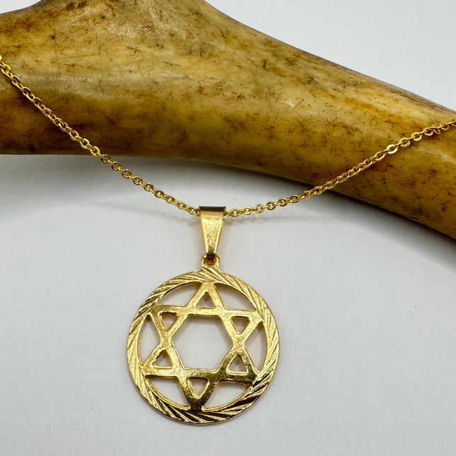 Vintage Pendant | Star of David Pendant Necklace | 9k Gold Filled Jewish Star Statement Charm Necklace