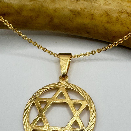 Vintage Pendant | Star of David Pendant Necklace | 9k Gold Filled Jewish Star Statement Charm Necklace