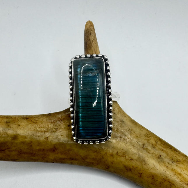 Vintage Chunky Rainbow Labradorite Cocktail Ring - Statement Band