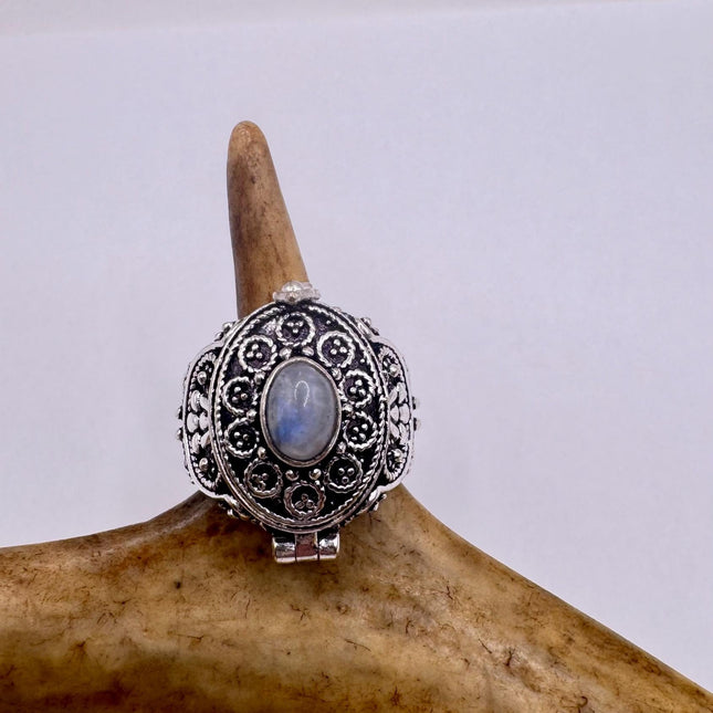 Vintage Silver Bronze Poison Ring | Retro Rainbow Moonstone | Unique Gift Statement Ring