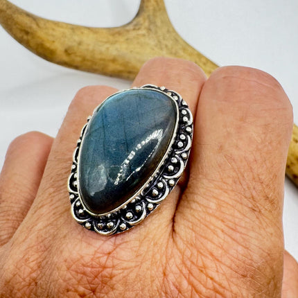 Vintage Chunky Rainbow Labradorite Cocktail Ring - Statement Band