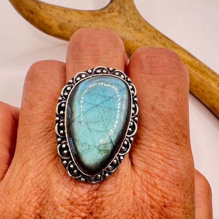 Vintage Chunky Rainbow Labradorite Cocktail Ring - Statement Band