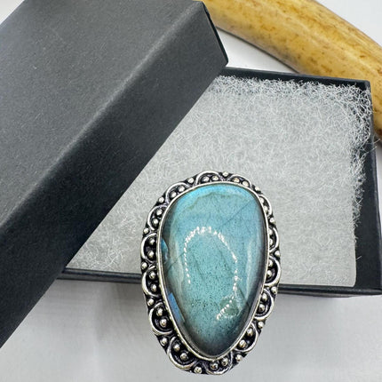 Vintage Chunky Rainbow Labradorite Cocktail Ring - Statement Band