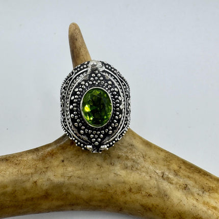 Vintage Silver Bronze Poison Ring | Retro Green Peridot Unique Gift Statement Ring