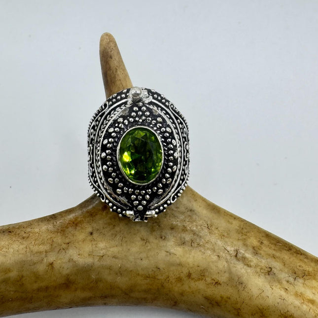 Vintage Silver Bronze Poison Ring | Retro Green Peridot Unique Gift Statement Ring