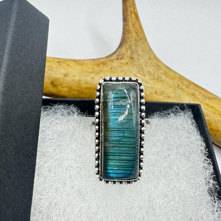 Vintage Chunky Rainbow Labradorite Cocktail Ring - Statement Band
