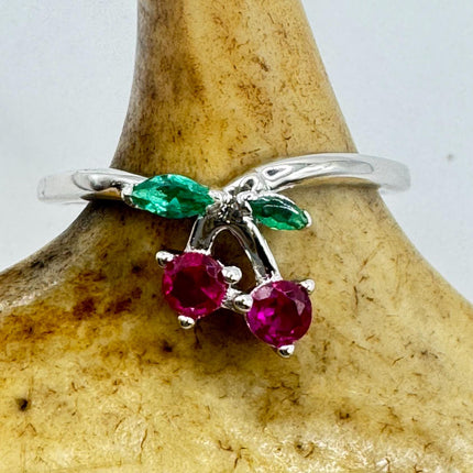 Vintage Silver Cherry Ring | Red Ruby Cherry Green Chrome Diopside Gemstone 925 Sterling Silver Antique Wedding Engagement