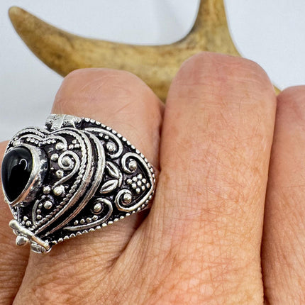 Vintage Heart Silver Bronze Poison Ring | Retro Black Onyx Unique Gift Statement Ring