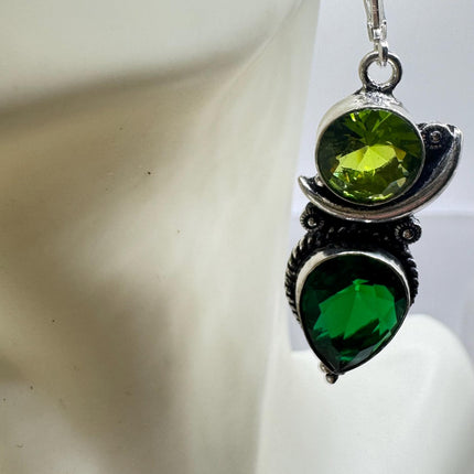 Vintage Green Peridot Glass Silver Earrings | 925 sterling Silver Lever Backs
