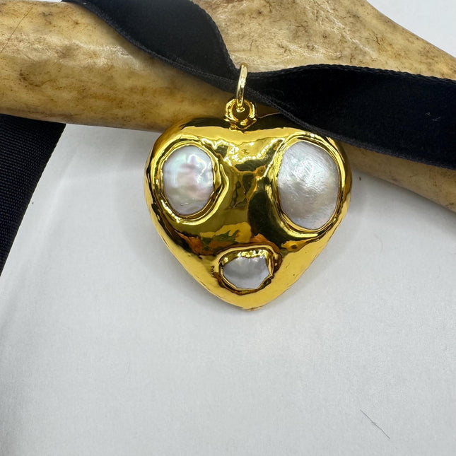 Vintage White Pearl Heart Necklace Gold Fill Black Velvet Choker