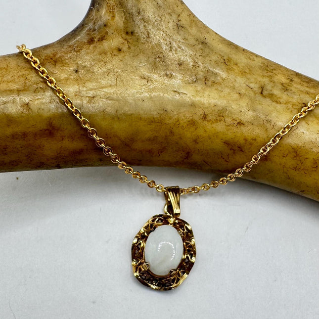 Vintage Silver Charm Necklace | Tiny White Fire Opal Star Pendant | 925 Sterling Silver Delicate Chain Necklace | Minimalist Jewelry