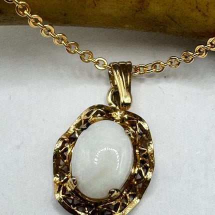 Vintage Silver Charm Necklace | Tiny White Fire Opal Star Pendant | 925 Sterling Silver Delicate Chain Necklace | Minimalist Jewelry