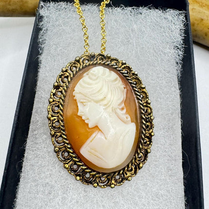 Vintage Cameo Pendant Necklace 12k Gold Filled Chain